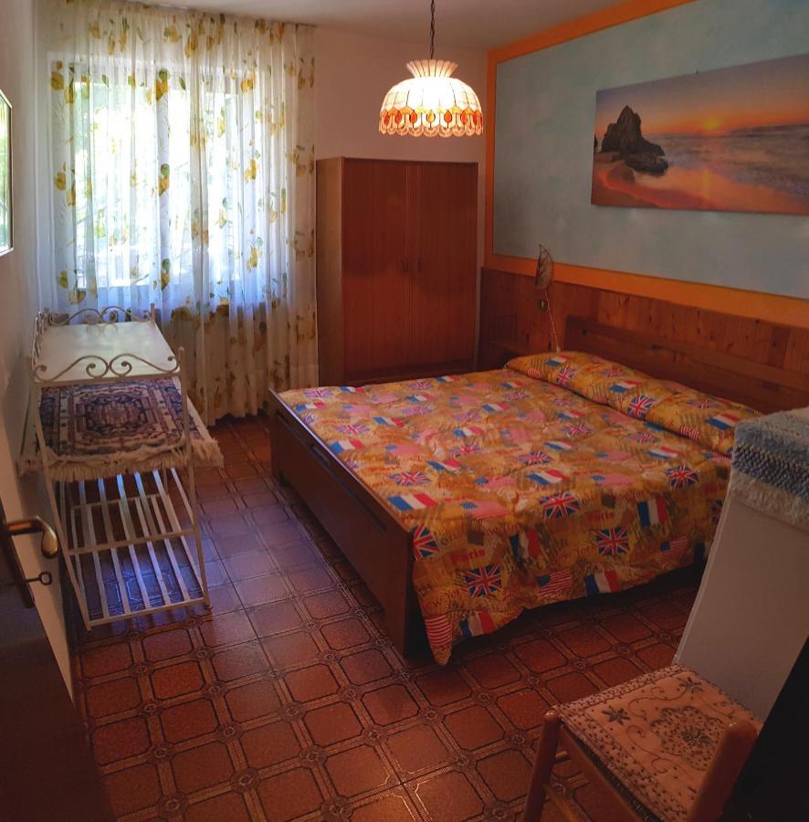 Country House Casa Marisa Garden And Lake View By Garda Domus Mea Tremosine Eksteriør billede